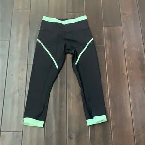 Lululemon Crop Leggings -Size 4